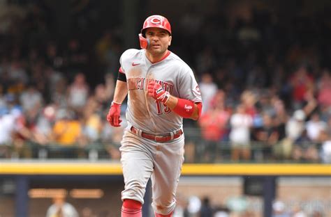 Toronto Blue Jays Signing Cincinnati Reds Legend Joey Votto - Sports ...