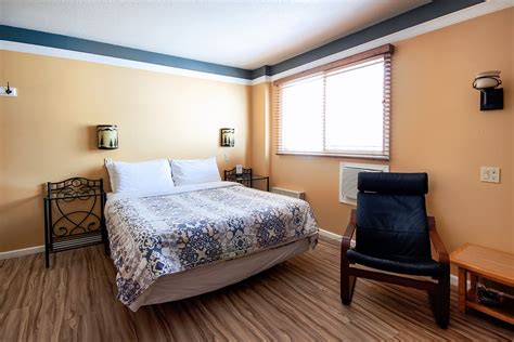 ROOMS & RATES — Astoria Hotel | Jasper Hotel, Alberta | Canadian Rockies