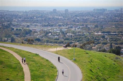 The Baldwin Hills Trail In Southern California That Will Lead You To A ...