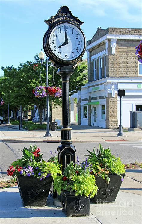 Perrysburg Ohio Clock 7538 Photograph by Jack Schultz | Fine Art America