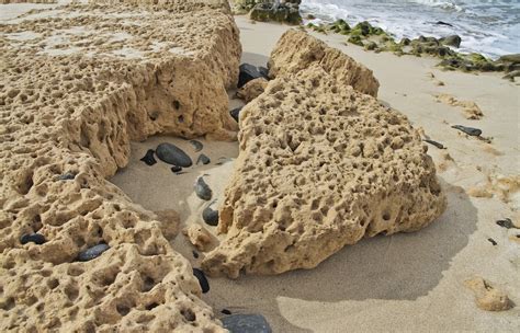 File:Sand formations in Praia de Cruz, Boa Vista, Cape Verde, 2010 December.jpg - Wikimedia Commons