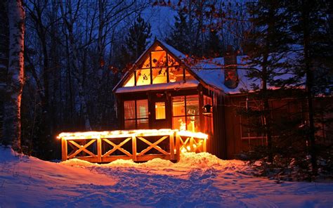 Wallpaper : lights, forest, night, snow, winter, house, evening, hut, light, season, home ...
