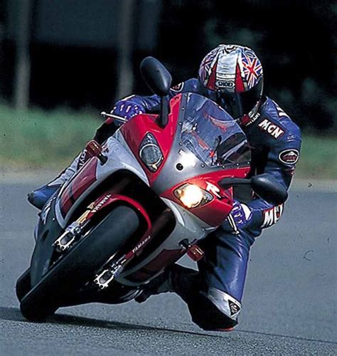 YAMAHA R7 (1999-2000) Review | Speed, Specs & Prices | MCN