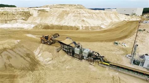 Technology & Engineering of Sand Mining | Into The Outdoors