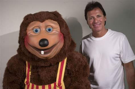 Aaron Fechter Rock-Afire Creator | Showbiz pizza, Chuck e cheese, Puppetry