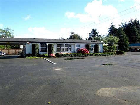 OCEAN BREEZE MOTEL $109 ($̶1̶2̶0̶) - Prices & Reviews - Florence, OR