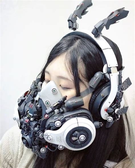 This Japanese artist creates the trippiest cyberpunk wearables and art pieces of your Burning ...