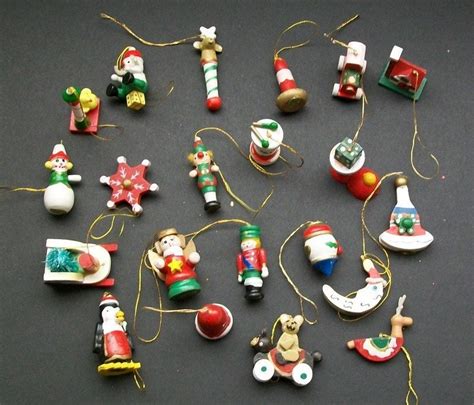 Vintage Miniature Wooden Ornaments.... 21pcs.... by luckedogsattic