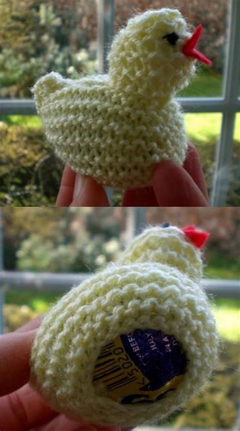 Pattern for Knitted Easter Chick Containing Creme Egg ⋆ Knitting Bee