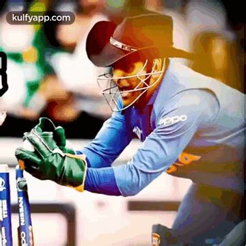Ms Dhoni : The Quickest Hands In The East.Gif GIF - Ms dhoni : the quickest hands in the east ...