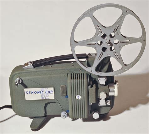 File:8mm-projector hg.jpg - Wikimedia Commons