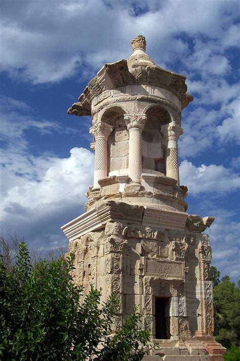 Leptis Magna | Outside Leptis Magna's excellent museum stand… | Flickr