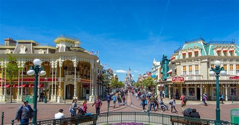 Main Street, U.S.A. in Disneyland Paris: Herz & Seele des Parks