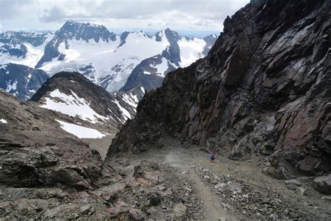 Eagle Peak | hike and climb in Chugach State Park, Alaska | Winterbear