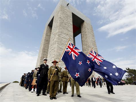 Flipboard: Anzac Day 2019: How do Australia and New Zealand remember soldiers killed in combat?