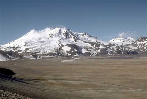 3 Stranded in Iced Helicopter on Alaskan Volcano Rescued | Weather.com