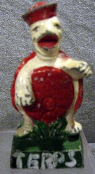 Lot Detail - VINTAGE MARYLAND TERPS MASCOT PAPERWEIGHT