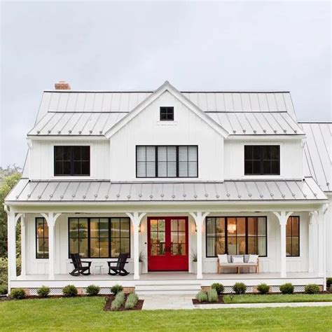 53 Modern Farmhouse Exterior Design Ideas - Matchness.com | House plans farmhouse, Modern ...