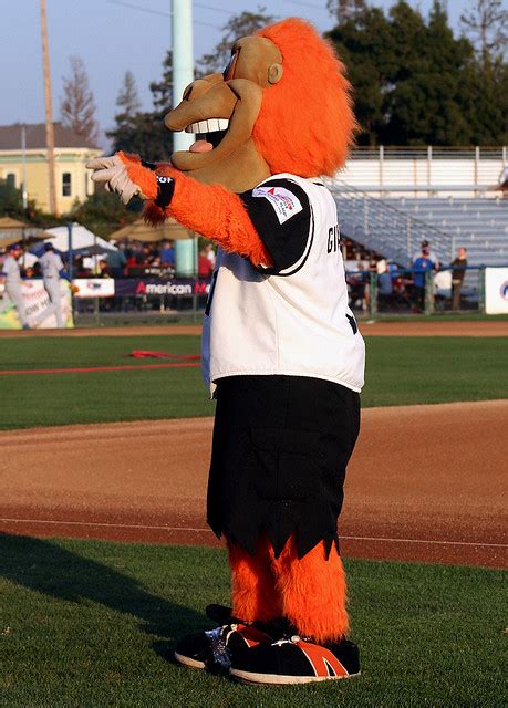 Gigante #1 - Mascot | San Jose Giants Playoff Game On 9-10-0… | Dave Nelson | Flickr