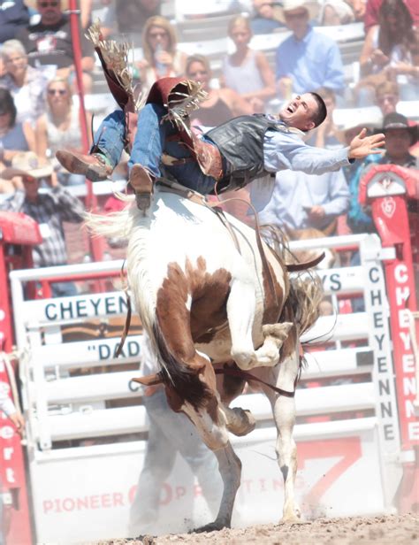 Cheyenne Frontier Days 2016 Wednesday’s Rodeo Results [Gallery]