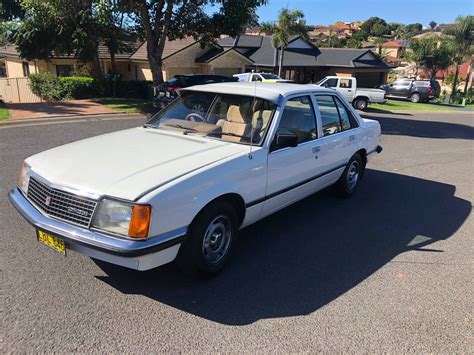 1980 HOLDEN COMMODORE VC SL SEDAN - JCM5056341 - JUST CARS