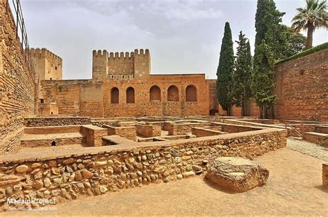 Alcazaba of the Alhambra - Madain Project (en)