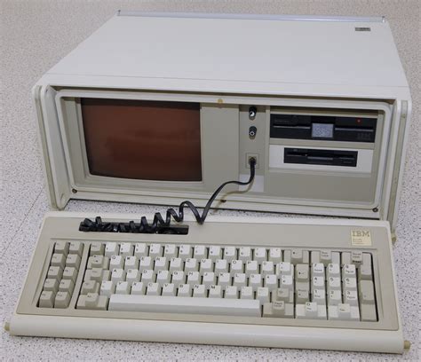 IBM Portable PC Computer 5155 model 68 (year 1984)