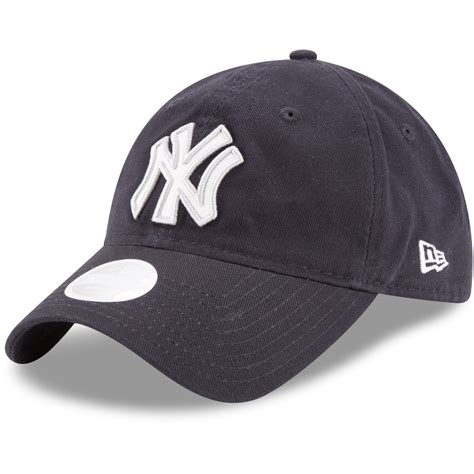 New York Yankees New Era Women's Team Glisten 9TWENTY Adjustable Hat - Navy