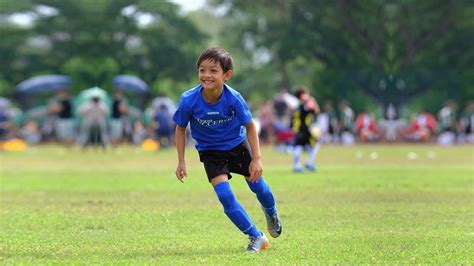 Ryan Agoncillo proud of son Lucho's grit in football | PEP.ph