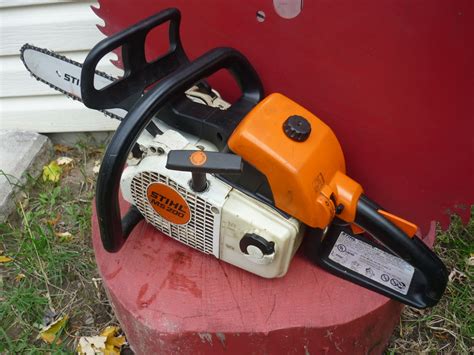 VINTAGE CHAINSAW COLLECTION: Stihl MS 200.