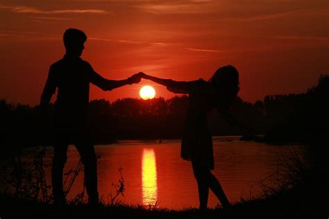 Free photo: Couple, Love, Sunset, Water, Sun - Free Image on Pixabay - 915988