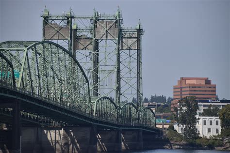 HistoricBridges.org - Interstate Bridge Photo Gallery