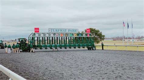 New Year's Day At the Races: Turfway Park - Brisnet