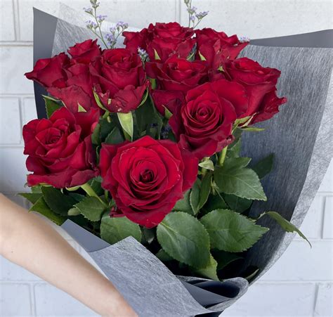 One Dozen Red Rose Gift Wrap - Flowers of Leeming