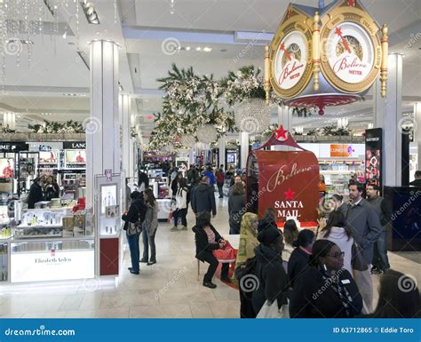 Shoppers Inside Macy S at Christmas Time in NYC Editorial Image - Image ...