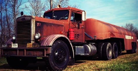 Peterbilt 281 1955 dans Duel Big Trucks, Cars Trucks, Peterbilt Trucks ...