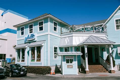 Waterman’s Surfside Grille: A Standing Tradition in Virginia Beach