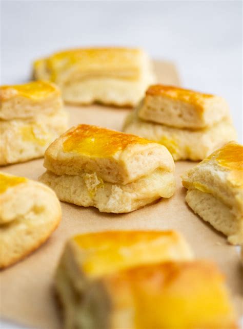 Easy Cheese Bread Rolls