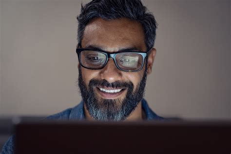 Best Computer Glasses 2021: Anti-Glare Glasses for Computer Screens