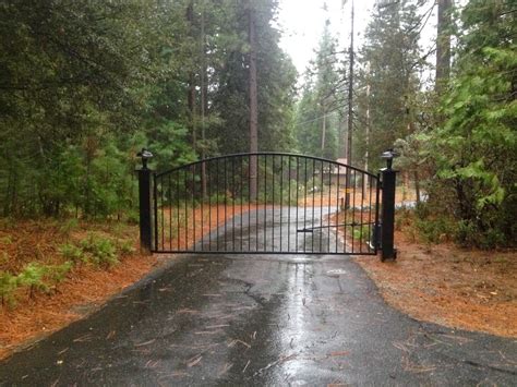 Living Iron: Driveway Gate with Lights