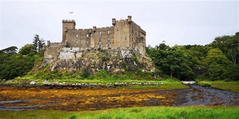 Dunvegan Castle & Gardens - 2020 All You Need to Know Before You Go (with Photos) - Dunvegan ...