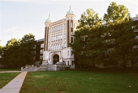 Roosevelt High School - Find Alumni, Yearbooks & Reunion Plans - Classmates