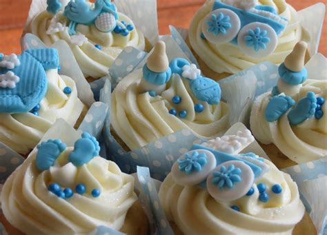 Baby shower cupcakes for a baby boy. Baby Boy cupcakes | cupcakes2delite