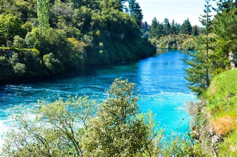 Visiting Lake Taupo, New Zealand | Explore Shaw