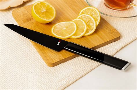 Feel like a ninja master in the kitchen with these black kitchen knives ...