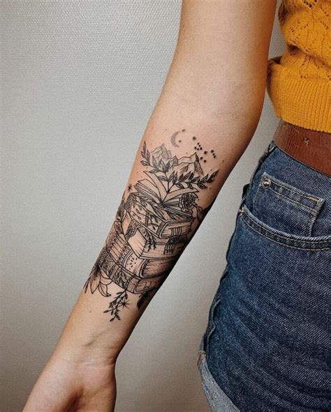creative book tattoos | Tatuagem braço inteiro feminino, Tatuagens literárias, Tatuagem