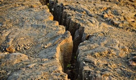 How strike-slip faults form and lead to earthquakes • Earth.com