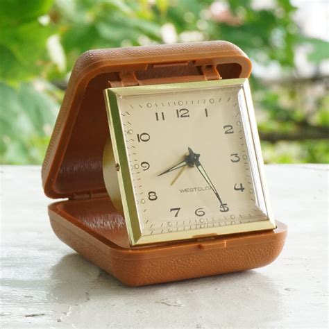 Vintage WESTCLOX Gold Tone Windup Travel Alarm Clock in Brown Case. Ma – Sustainable Deco, Inc.