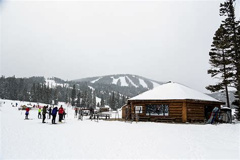 Colorado Skiing at Eldora Mountain Resort - Wander The Map