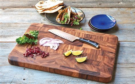 Food Cutting Board Colors : Cutting boards can come in quite handy when preparing to cook a meal ...